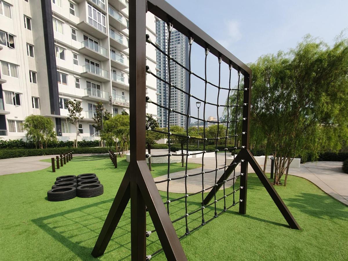 Swiss-Garden Hotel & Residences, Genting Highlands Exterior photo A climbing net